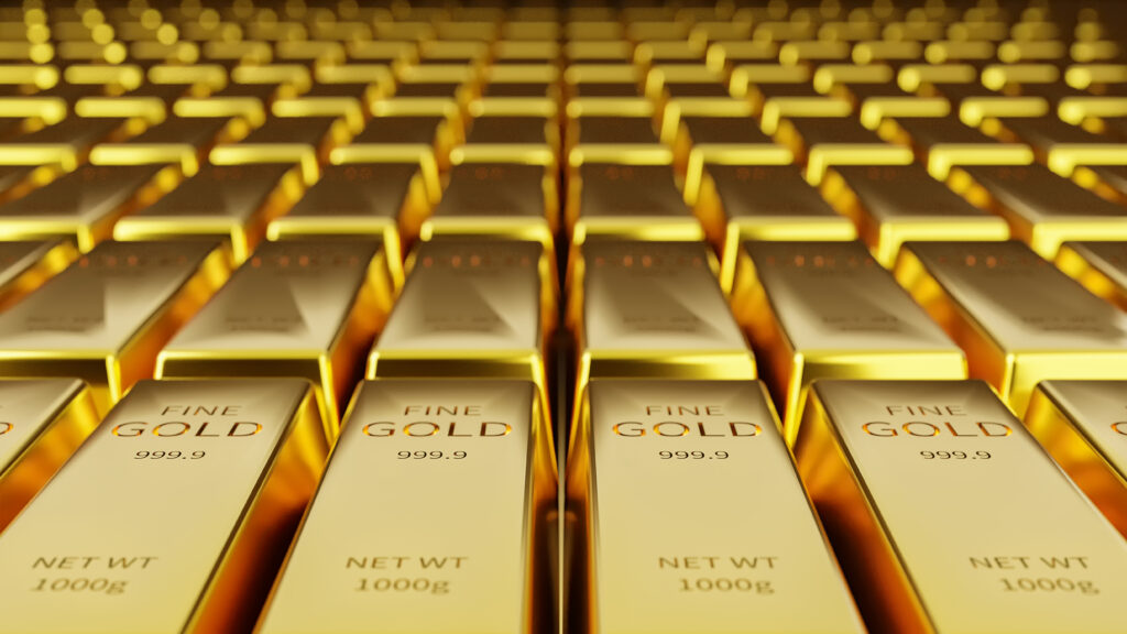 Pse investitorët dhe bizneset po e kthejnë arin në makineri fitimi